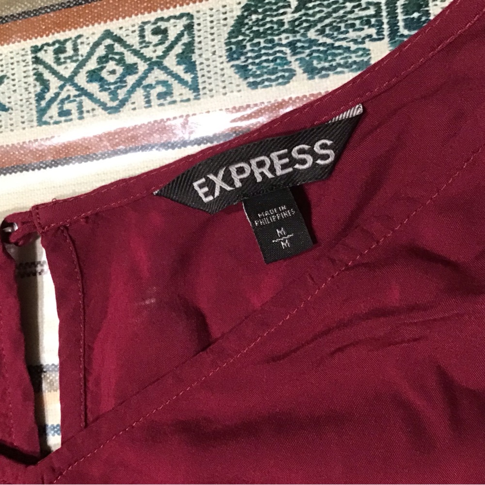 Express Deep Red Top - Picture 3 of 4